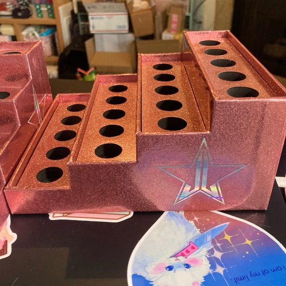 Jeffree Star Liquid Lipstick Holder - Picture 3 of 5